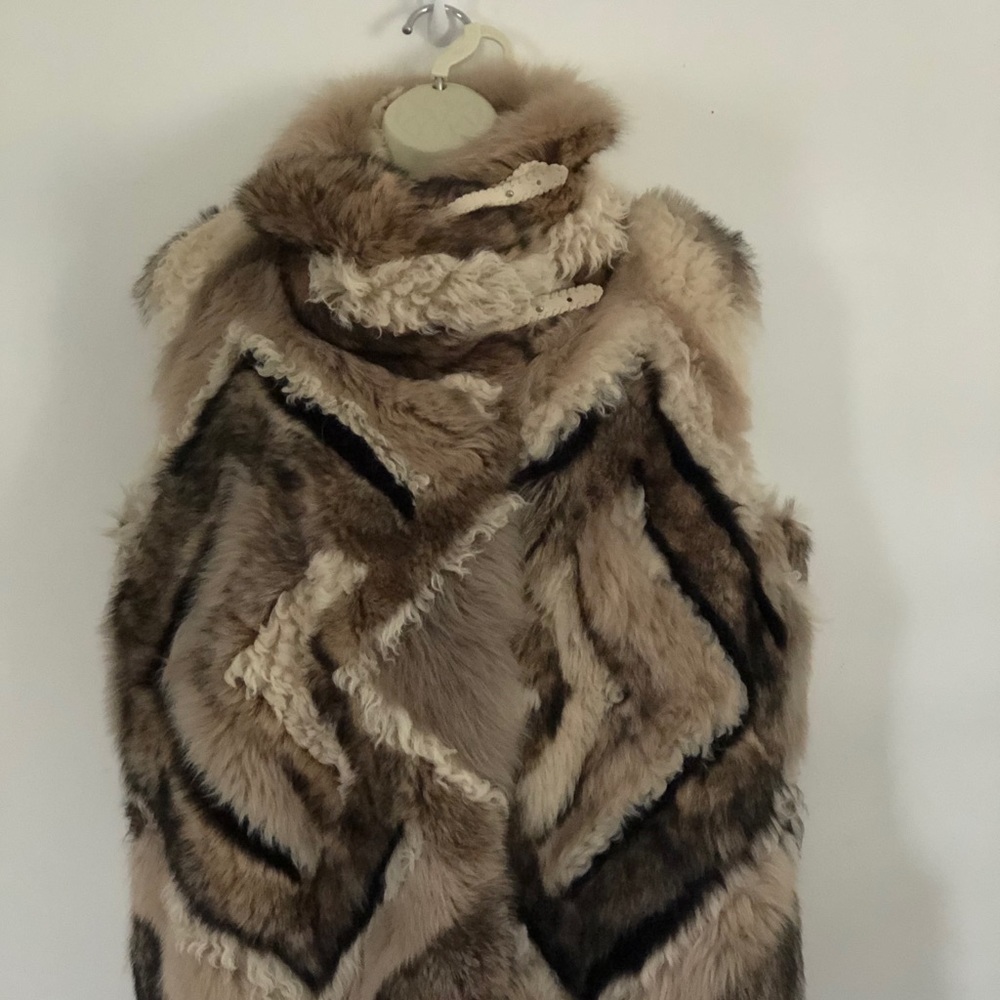 NWT! $6500 Ralph Lauren Purple Label Collection Shearling Fur Vest, Sz Large - Picture 10 of 15